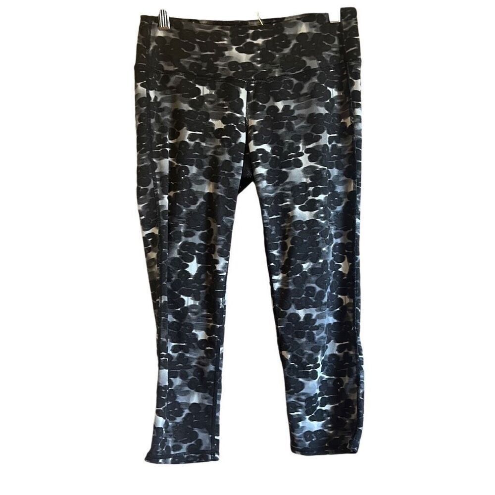 ATHLETA Animal Print Crop Leggings High Rise Workout Pants‎ Size Small